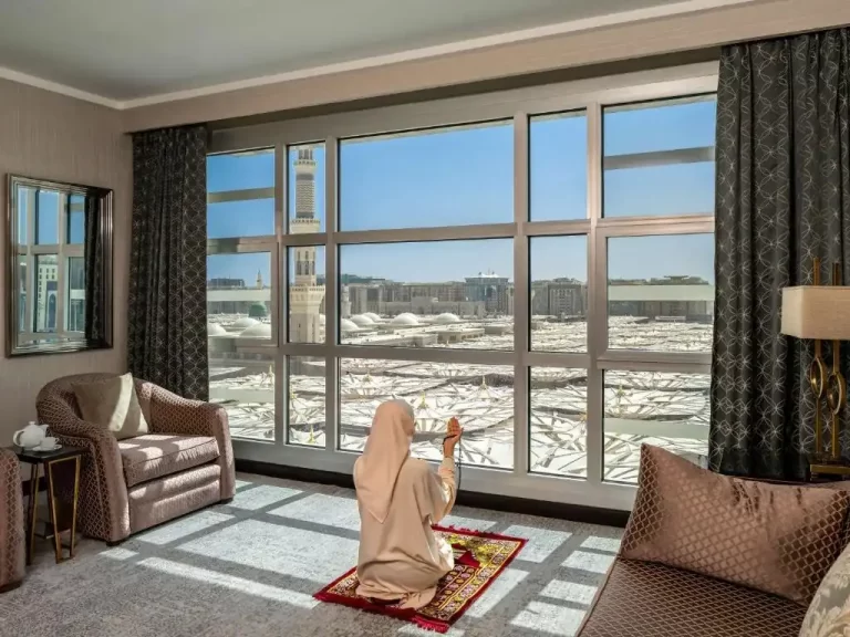 فندق انوار المدينه موفمبيك