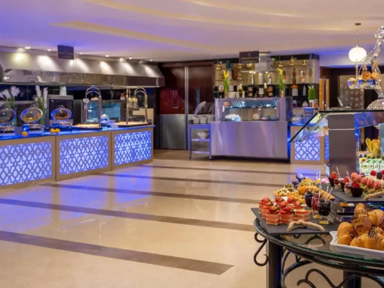 فندق انوار المدينه موفمبيك