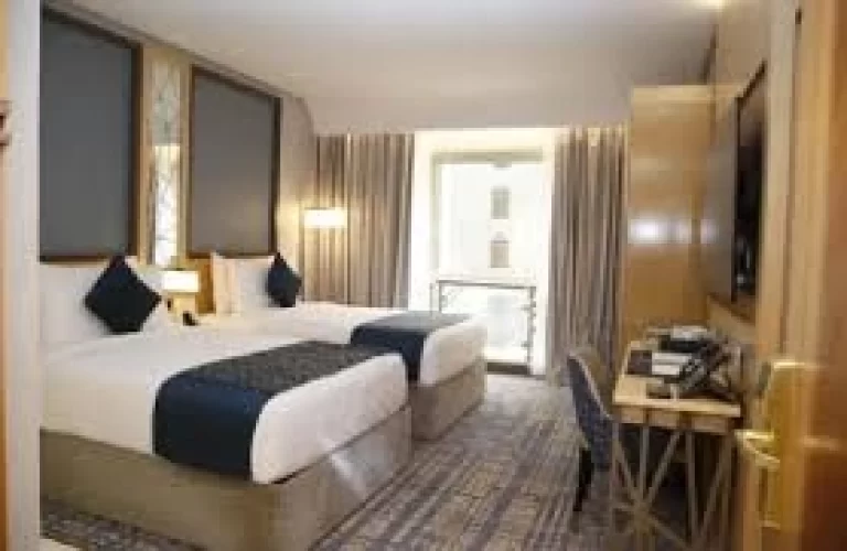 فندق الروضه رويال